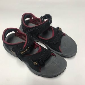 Merrell sandals size 9
